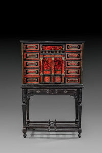 ANVERS VERS 1640-1660 Exceptionnel cabinet de forme architecturée en ébène, écaille rouge et bois de placage