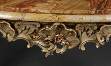 Charger l&#39;image dans la galerie, ROME vers 1740 - 1760 Console en bois mouluré, sculpté, doré à la mecca, à riche décor de coquilles
