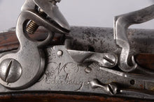 Load image into Gallery viewer, Rare pistolet de cavalerie et dragon modele 1763
